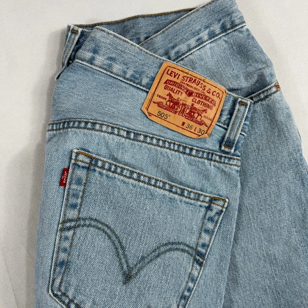 Levi's 505 Regular Fit Jeans Light Wash Denim Straight Leg Mens 36x30